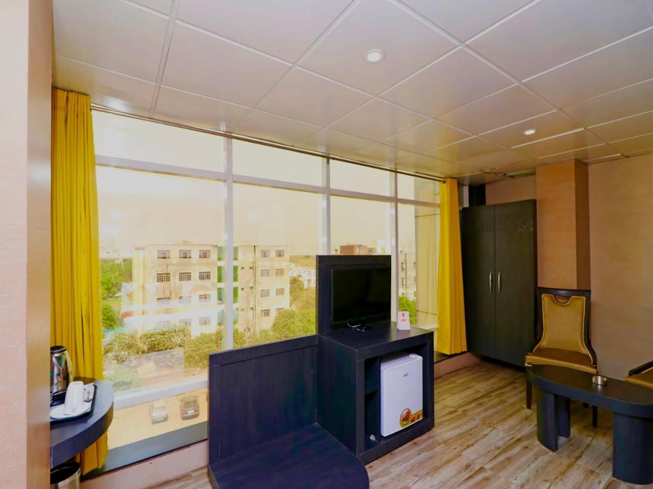Ace Prime Hotel Greater Noida Esterno foto