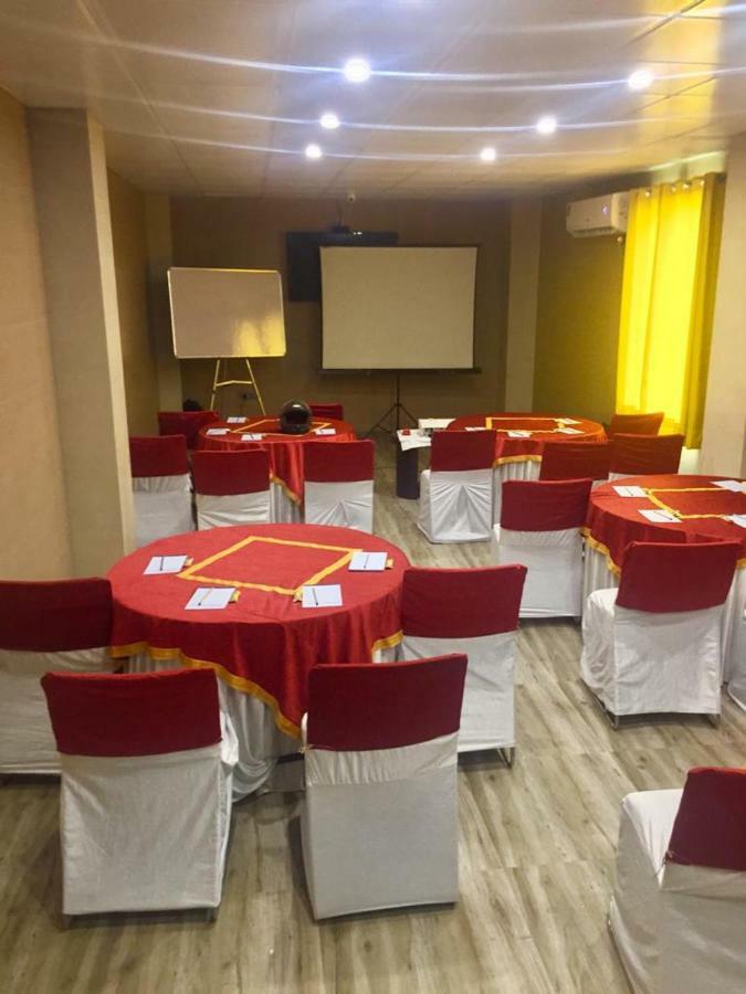 Ace Prime Hotel Greater Noida Esterno foto