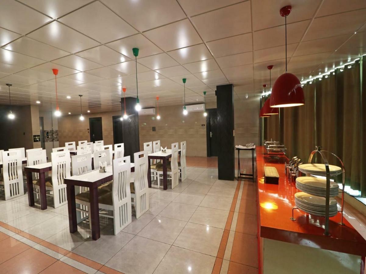 Ace Prime Hotel Greater Noida Esterno foto